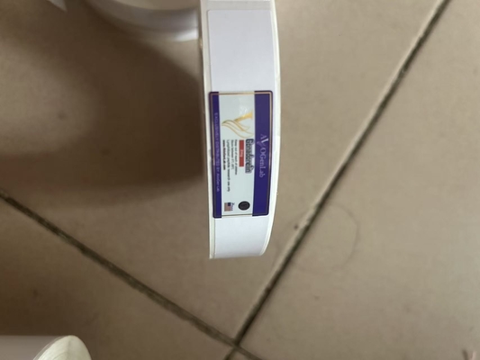2 ml flacon etiketten voor verschillende peptideproducten met ronde gouden afdruk